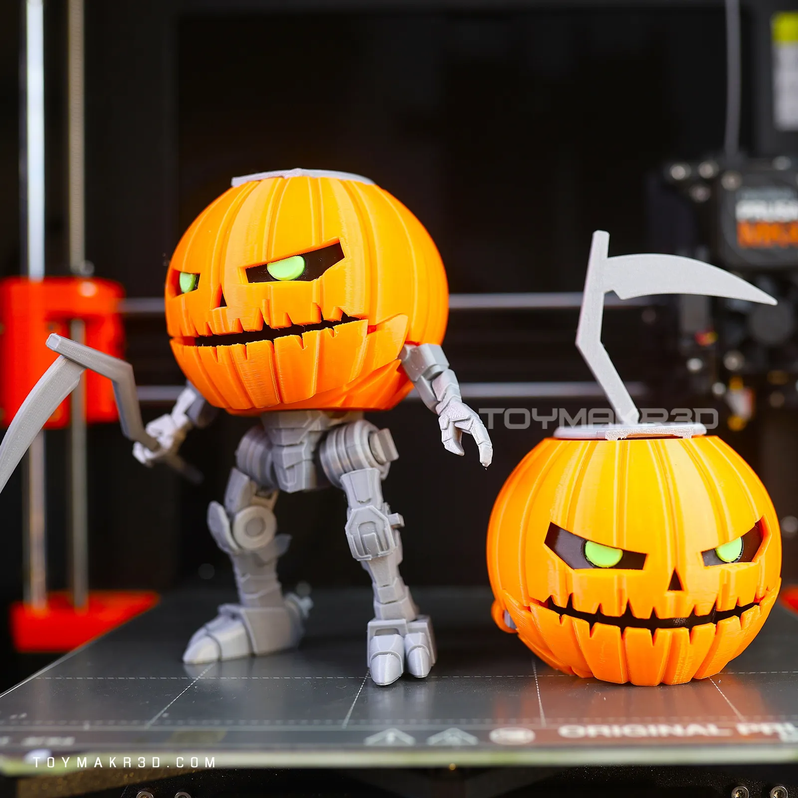 img-transformable-robo-pumpkin-1730137297.webp